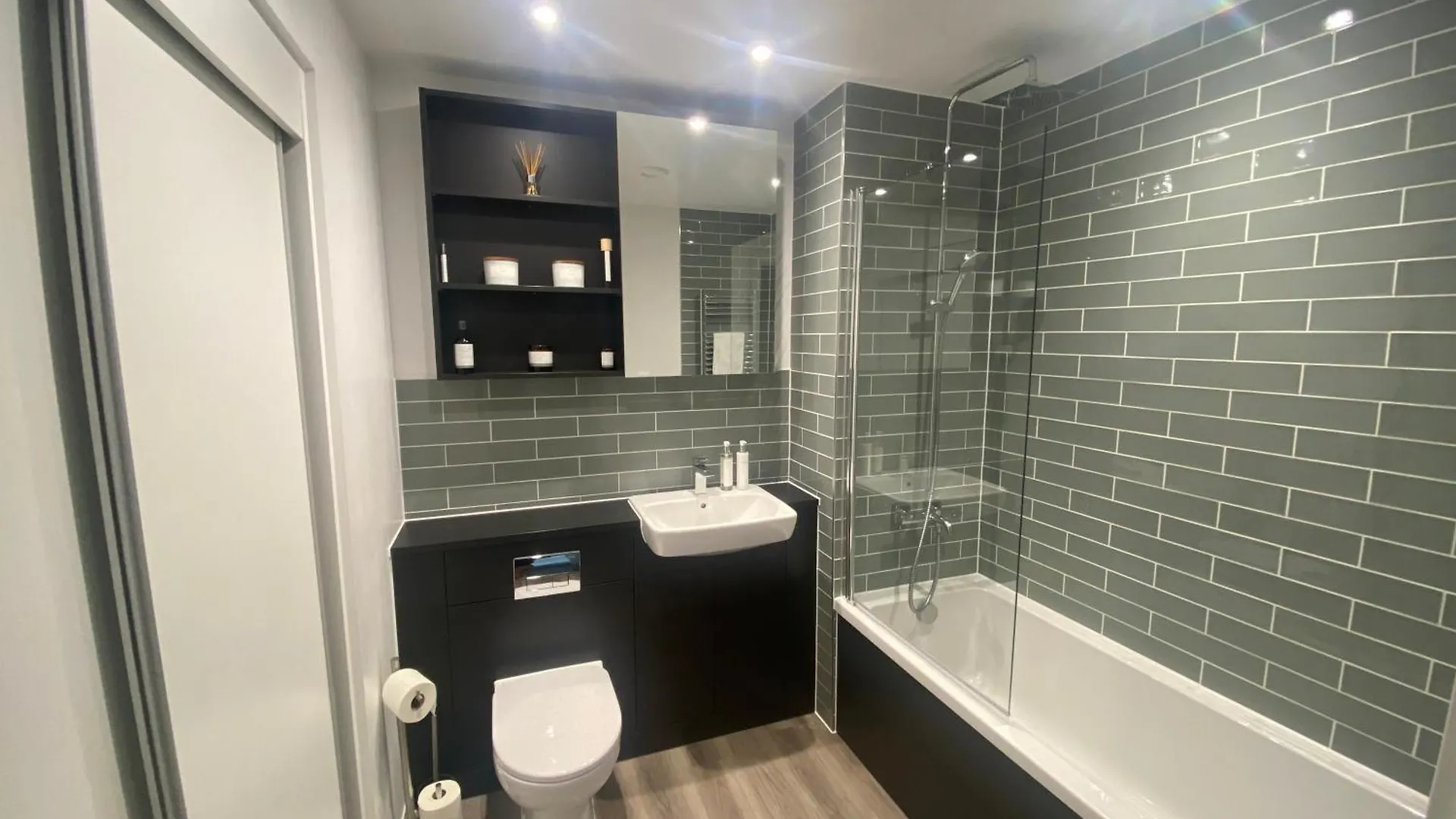 Luxury Apartment With Large Terrace London